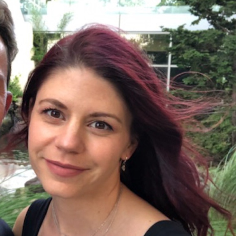 Meet your Posher, Eva